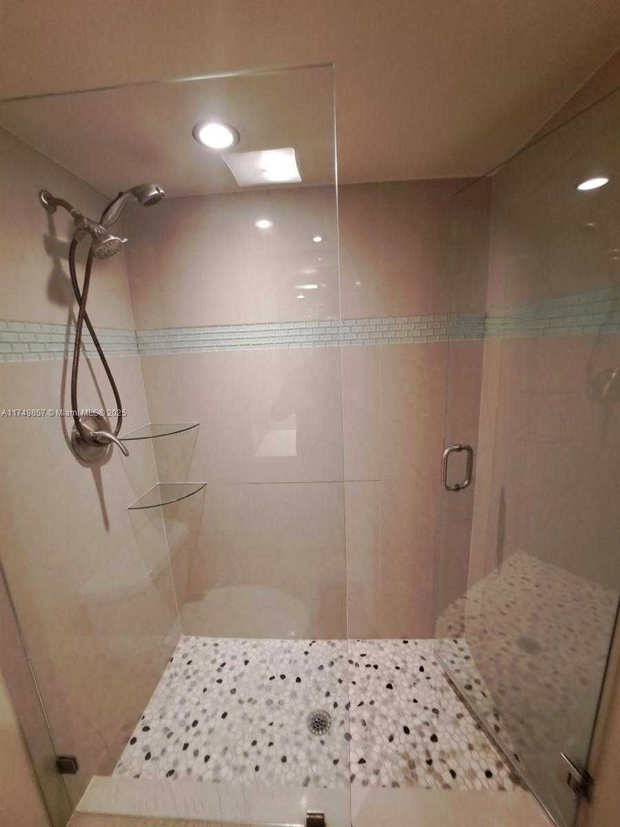 Small Image of 301 174TH ST #408, Sunny Isles Beach Number 9