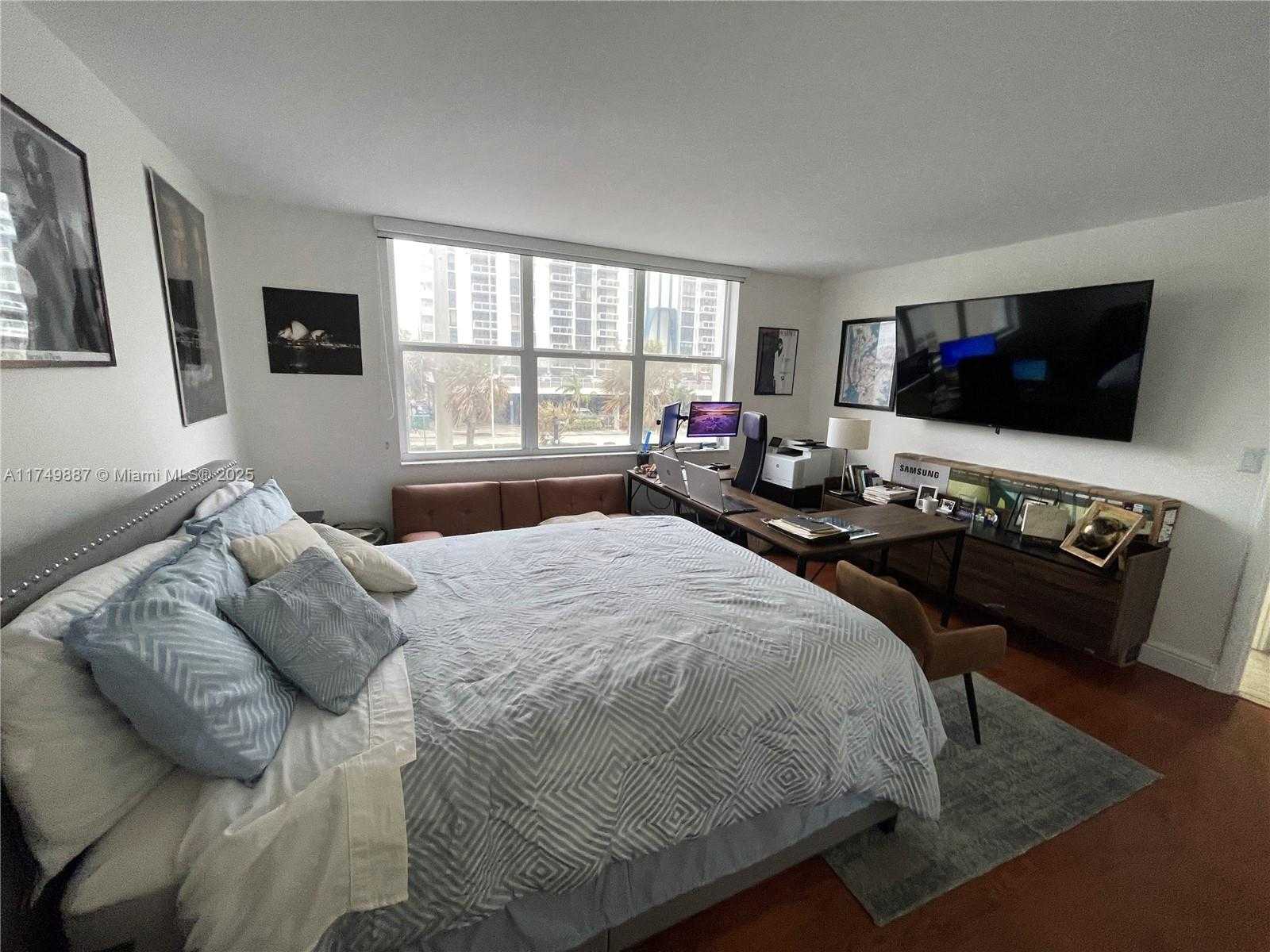 Small Image of 2101 SOUTH OCEAN DR #205, Hollywood Number 14