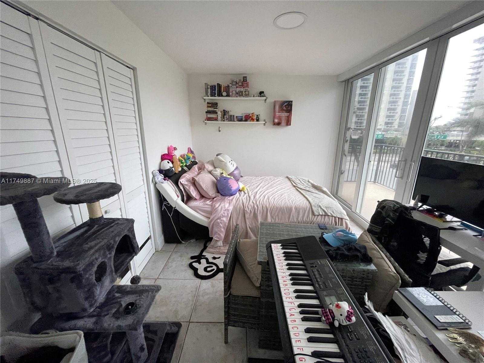 Small Image of 2101 SOUTH OCEAN DR #205, Hollywood Number 22