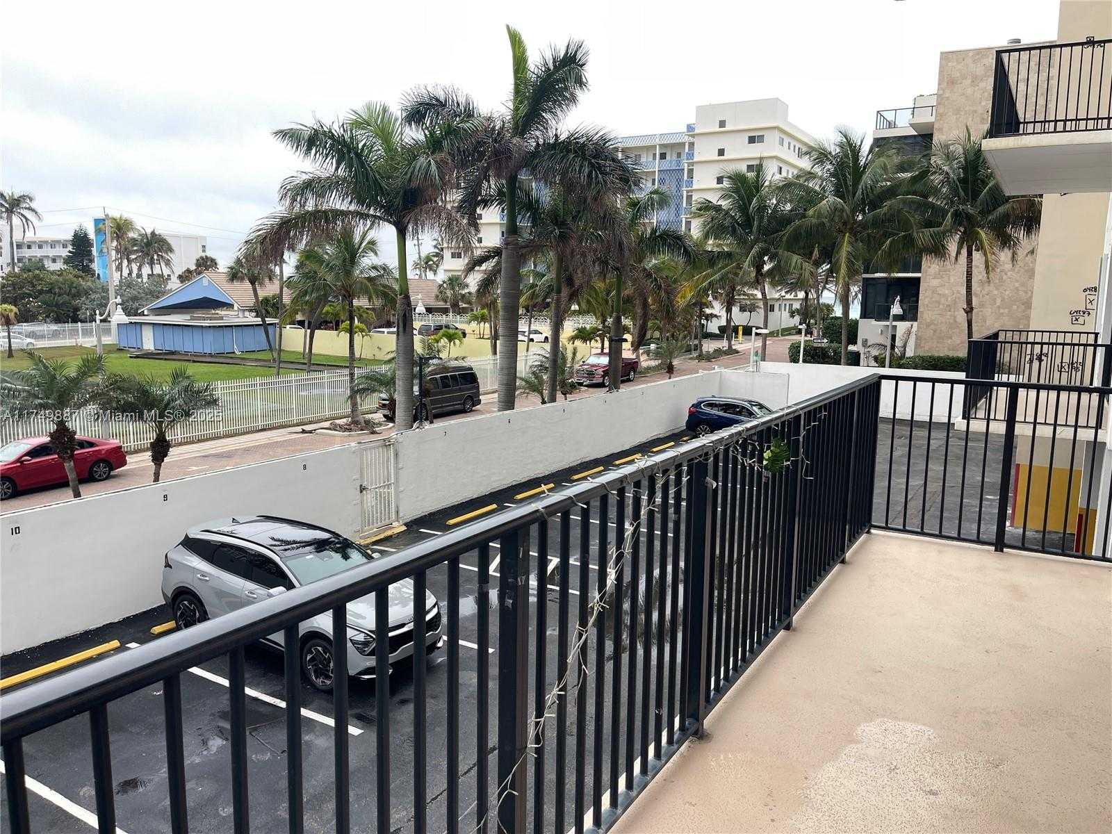 Small Image of 2101 SOUTH OCEAN DR #205, Hollywood Number 24