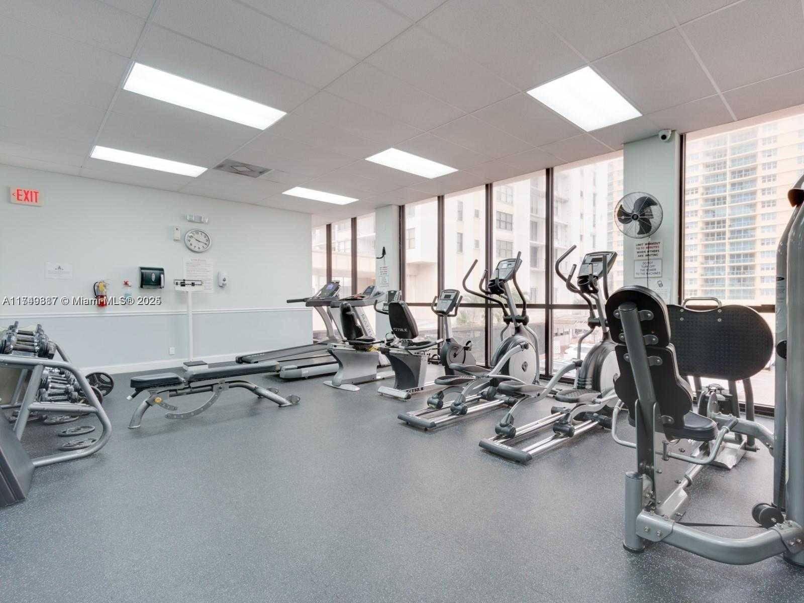 Small Image of 2101 SOUTH OCEAN DR #205, Hollywood Number 35