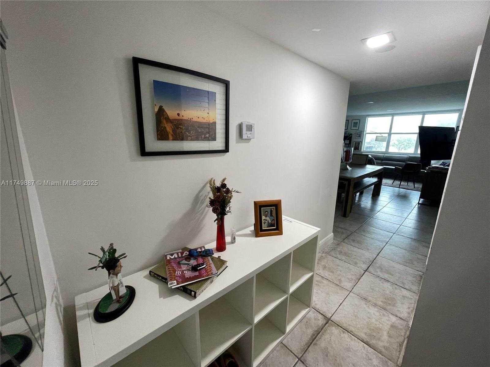 Small Image of 2101 SOUTH OCEAN DR #205, Hollywood Number 4