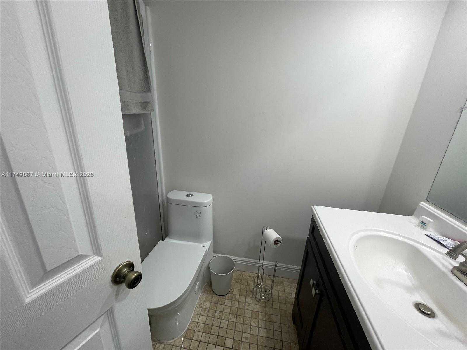 Small Image of 2101 SOUTH OCEAN DR #205, Hollywood Number 41
