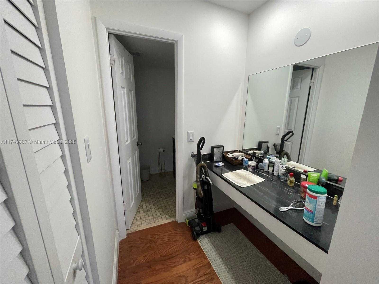 Small Image of 2101 SOUTH OCEAN DR #205, Hollywood Number 42