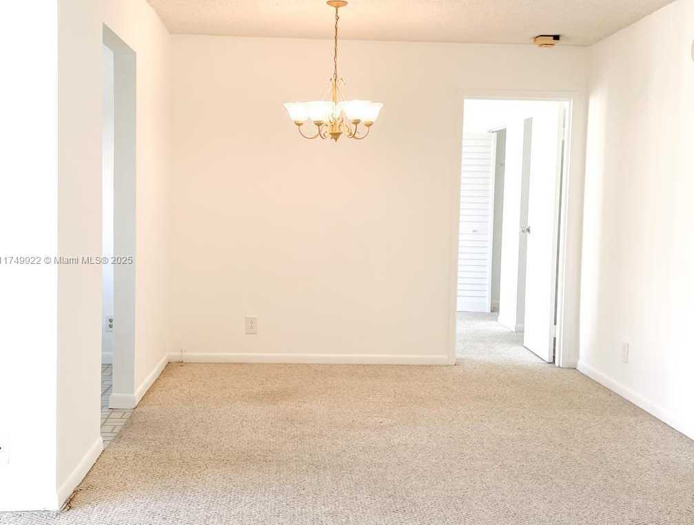 Small Image of 16919 NORTH BAY RD #706, Sunny Isles Beach Number 14
