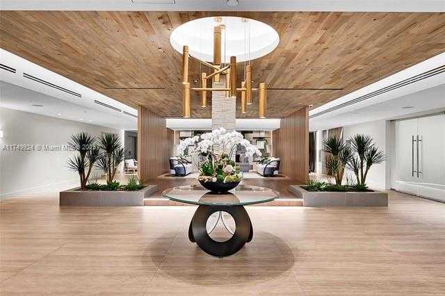 Small Image of 2301 COLLINS AVE #PH18, Miami Beach Number 16