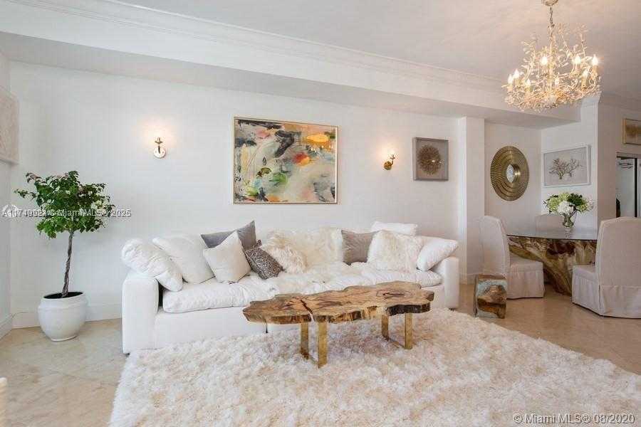 Small Image of 2301 COLLINS AVE #PH18, Miami Beach Number 3
