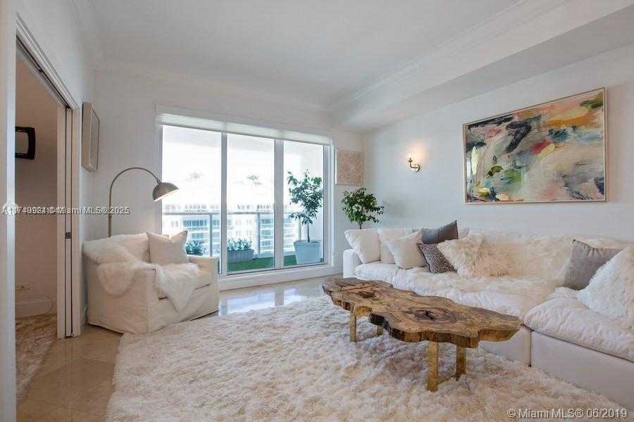 Small Image of 2301 COLLINS AVE #PH18, Miami Beach Number 7