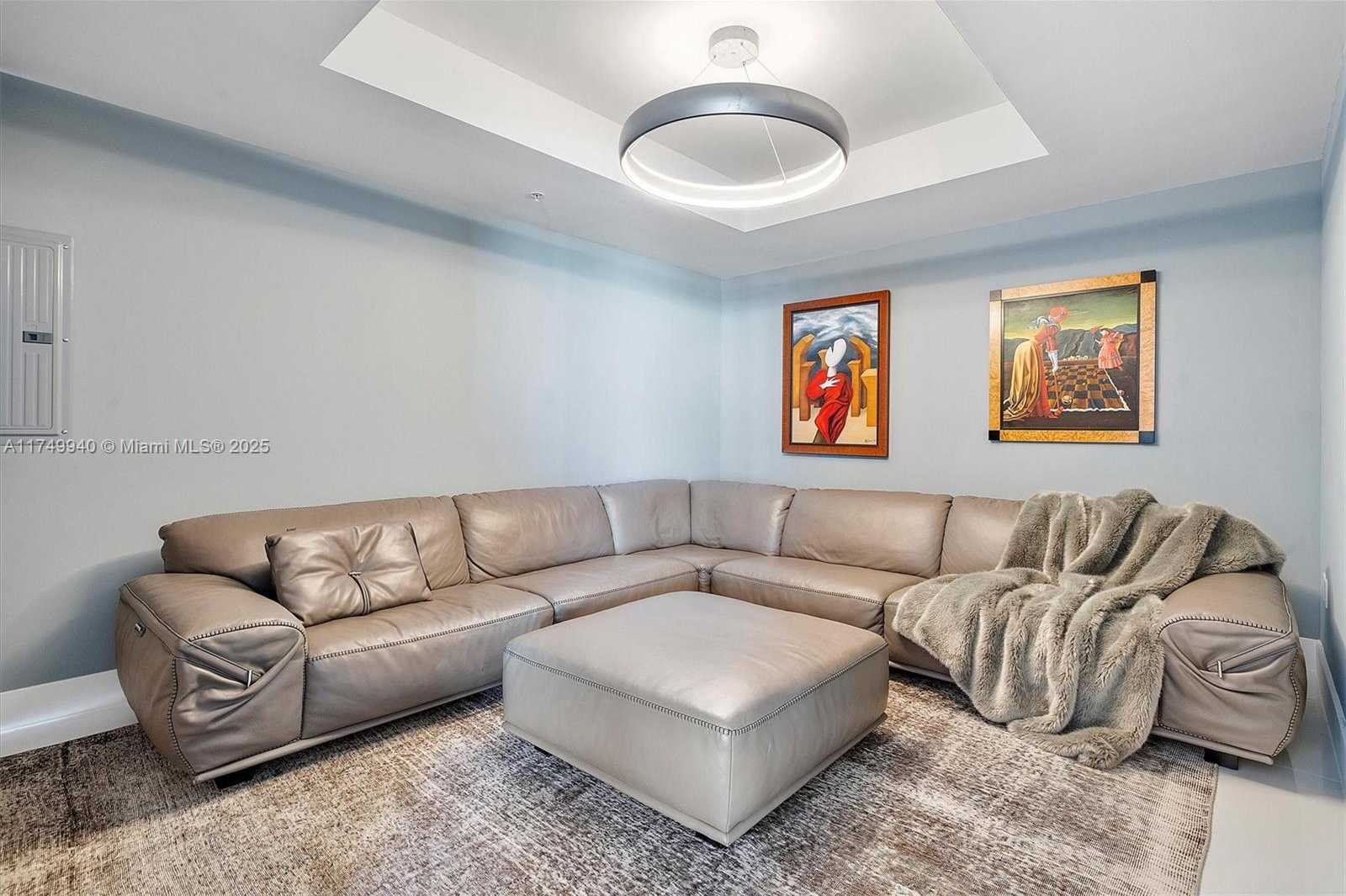Small Image of 17301 BISCAYNE BLVD #2108, North Miami Beach Number 13