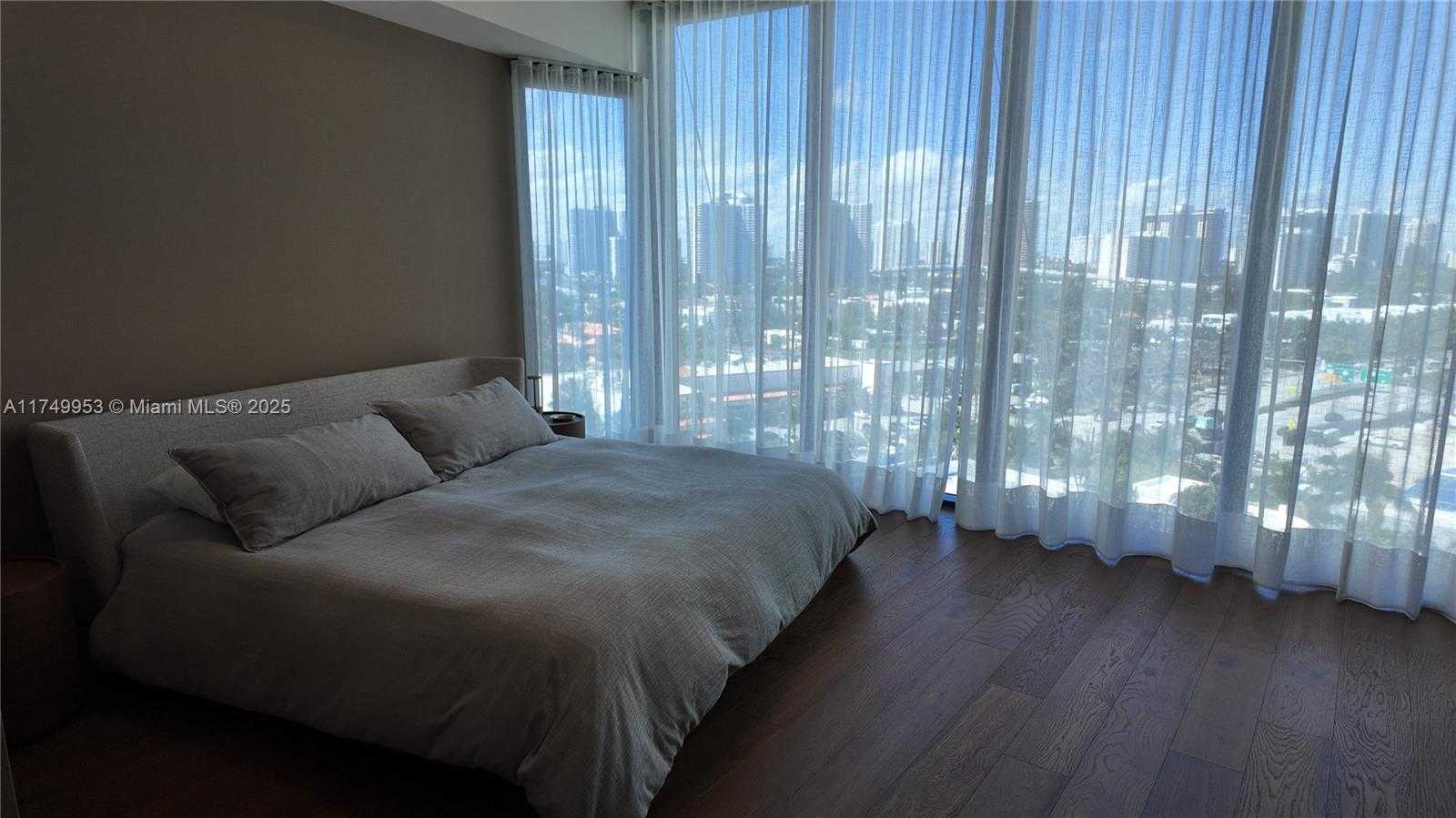 Small Image of 18555 COLLINS AVE #905, Sunny Isles Beach Number 11