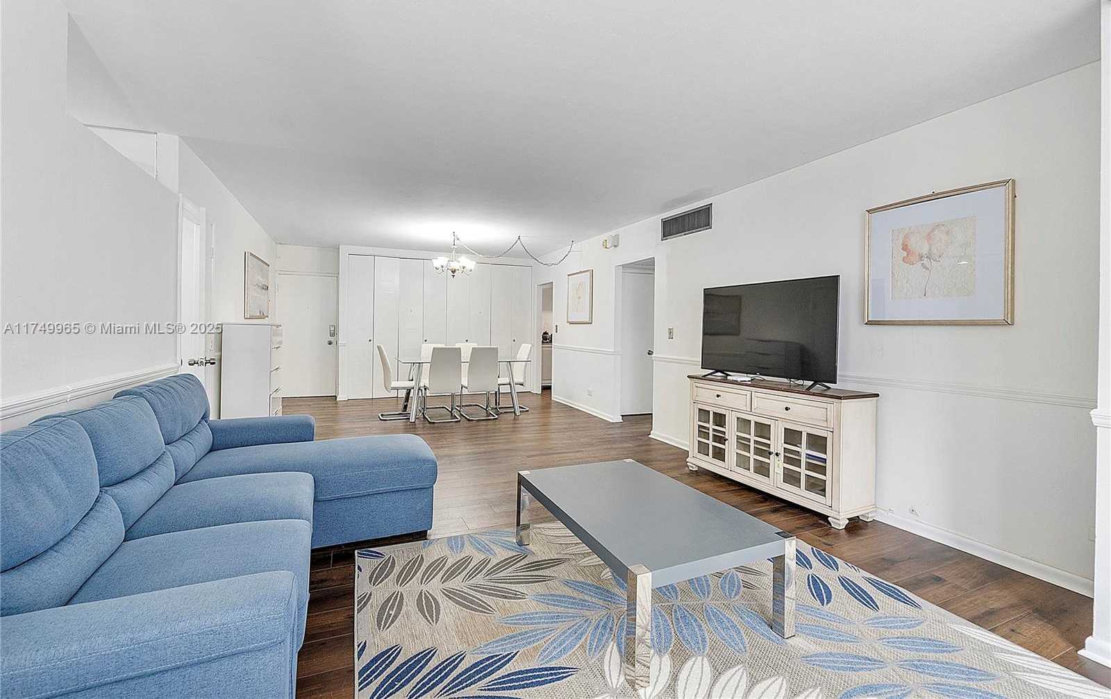 Small Image of 5005 COLLINS AVE #222, Miami Beach Number 12