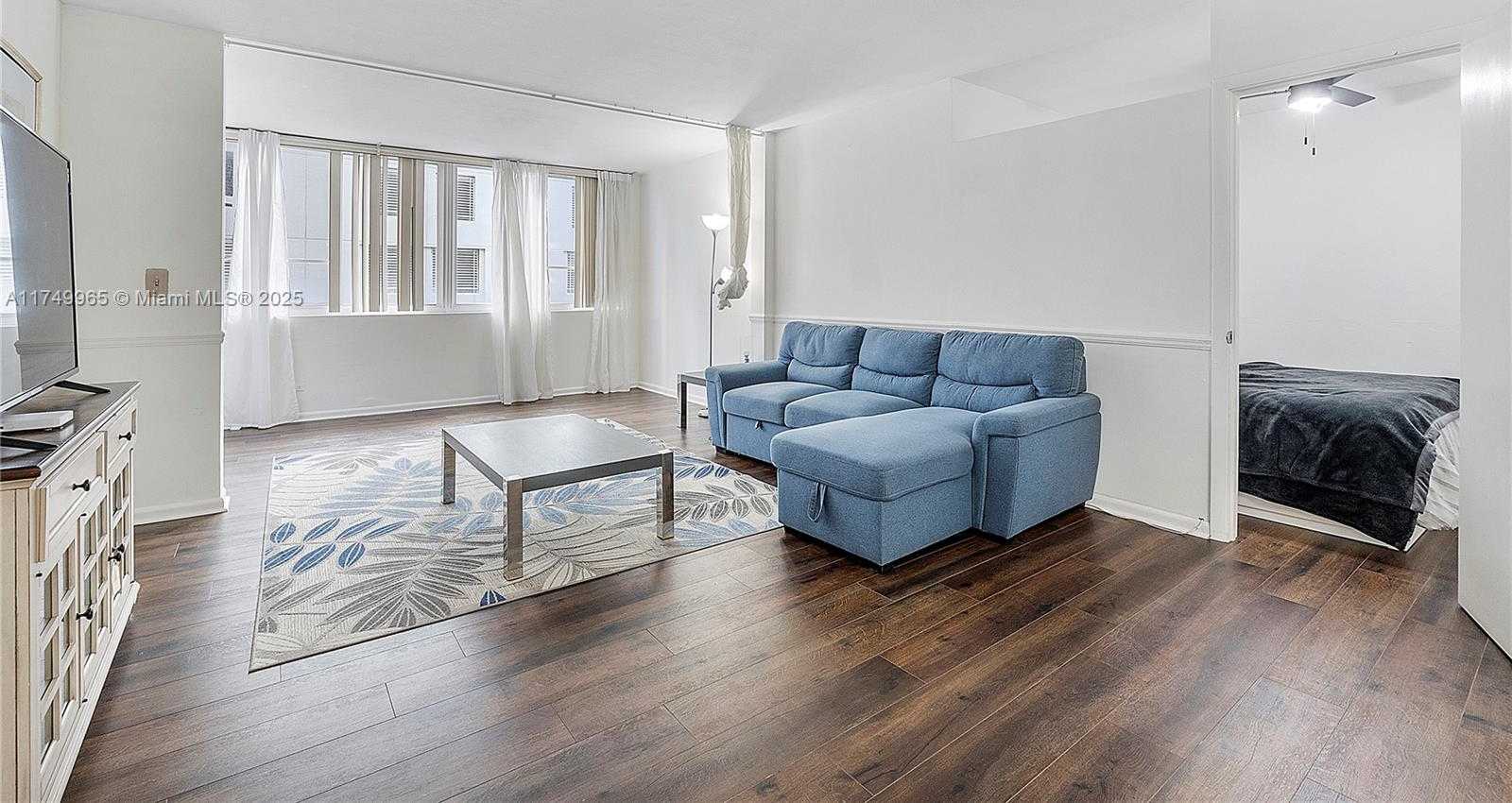 Small Image of 5005 COLLINS AVE #222, Miami Beach Number 9