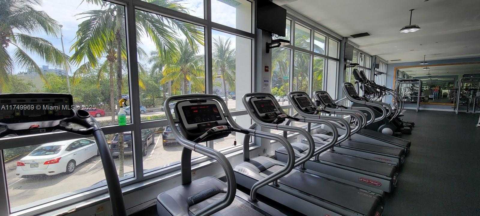 Small Image of 1000 WEST AVE #1101, Miami Beach Number 14