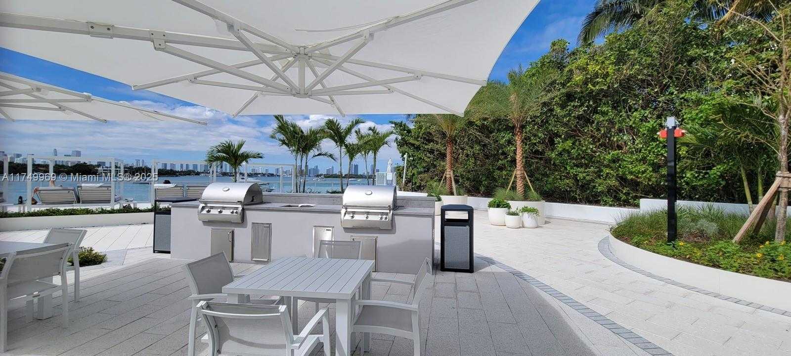Small Image of 1000 WEST AVE #1101, Miami Beach Number 9
