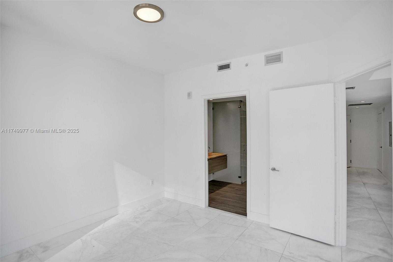 Small Image of 2900 NORTH EAST 7TH AVE #1601, Miami Number 16