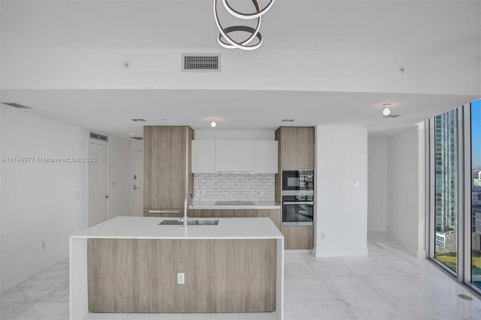 Small Image of 2900 NORTH EAST 7TH AVE #1601, Miami Number 5