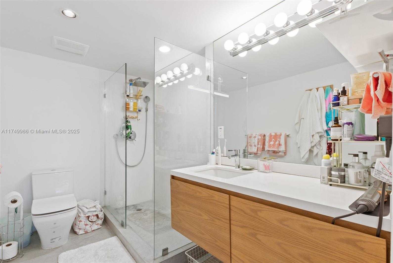 Small Image of 2301 COLLINS AVE #504, Miami Beach Number 18