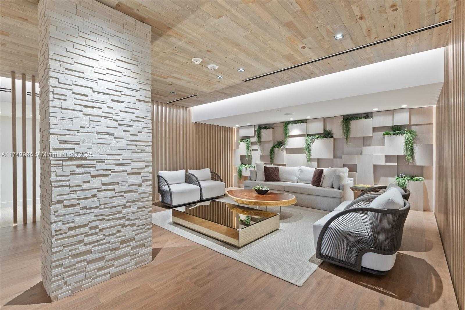 Small Image of 2301 COLLINS AVE #504, Miami Beach Number 23