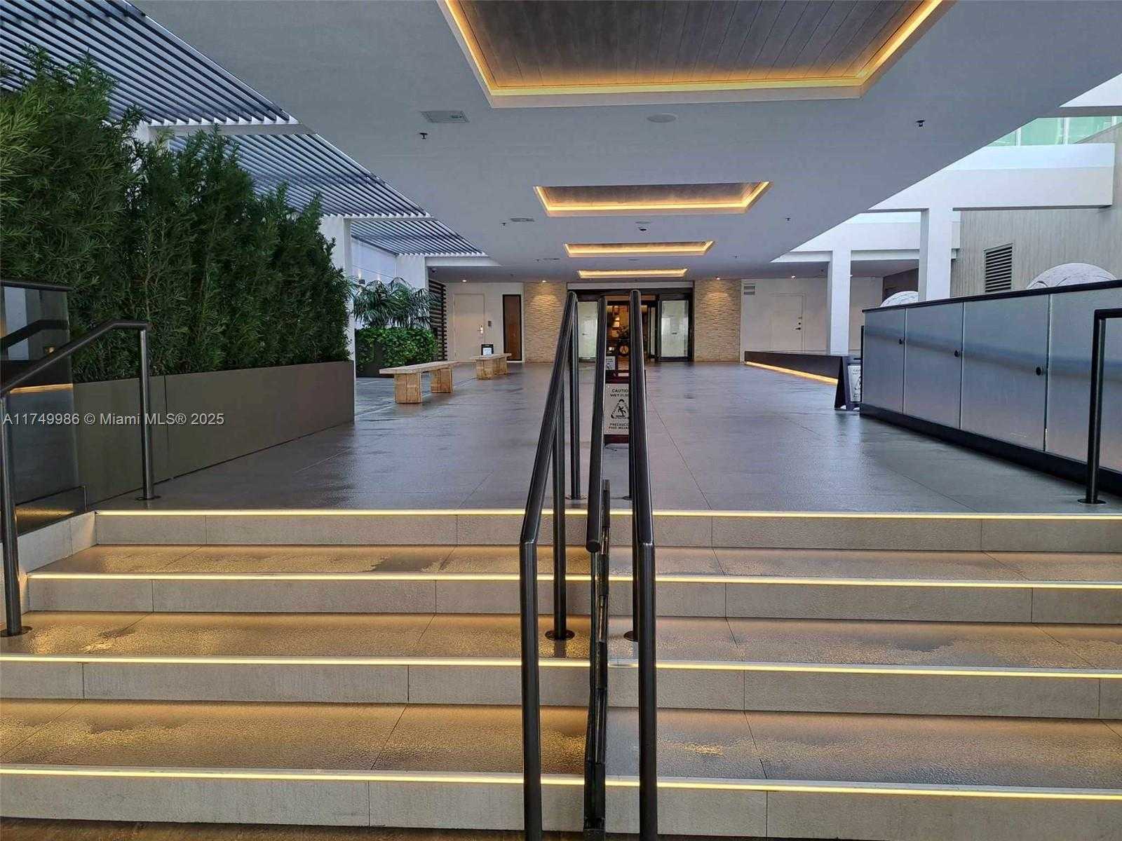 Small Image of 2301 COLLINS AVE #504, Miami Beach Number 25