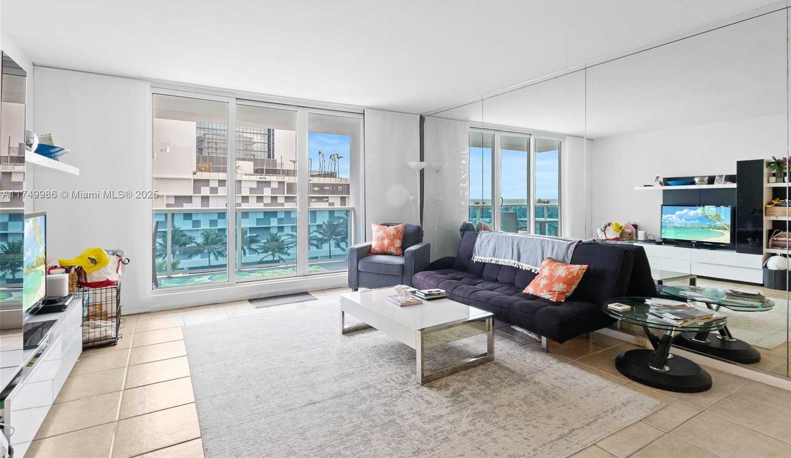 Small Image of 2301 COLLINS AVE #504, Miami Beach Number 3