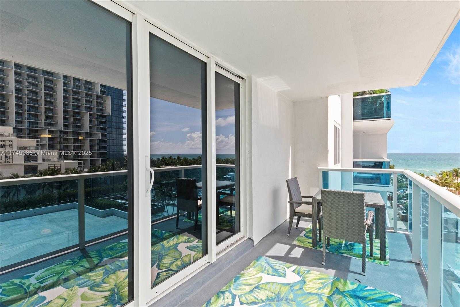 Small Image of 2301 COLLINS AVE #504, Miami Beach Number 5