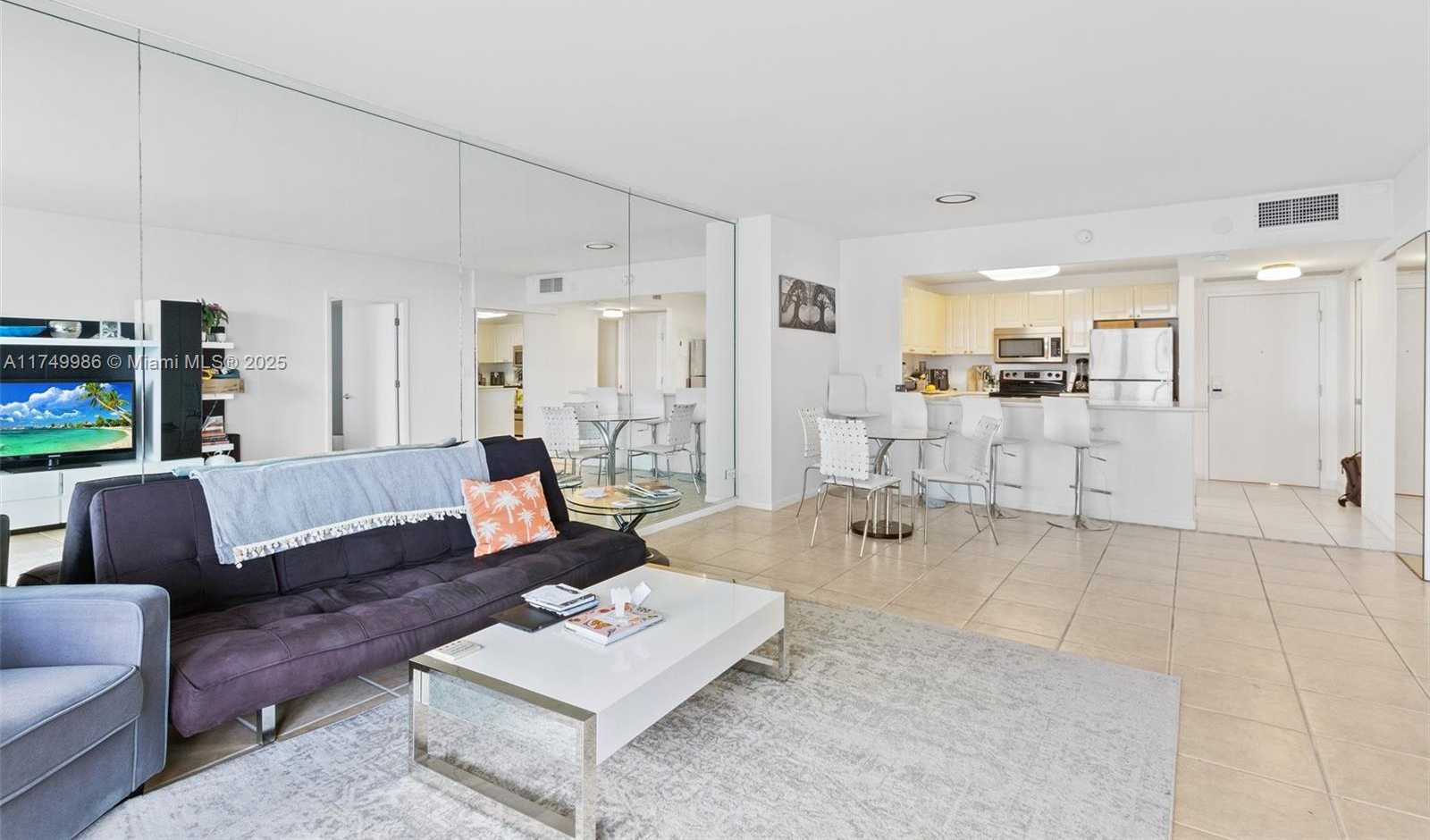 Small Image of 2301 COLLINS AVE #504, Miami Beach Number 6