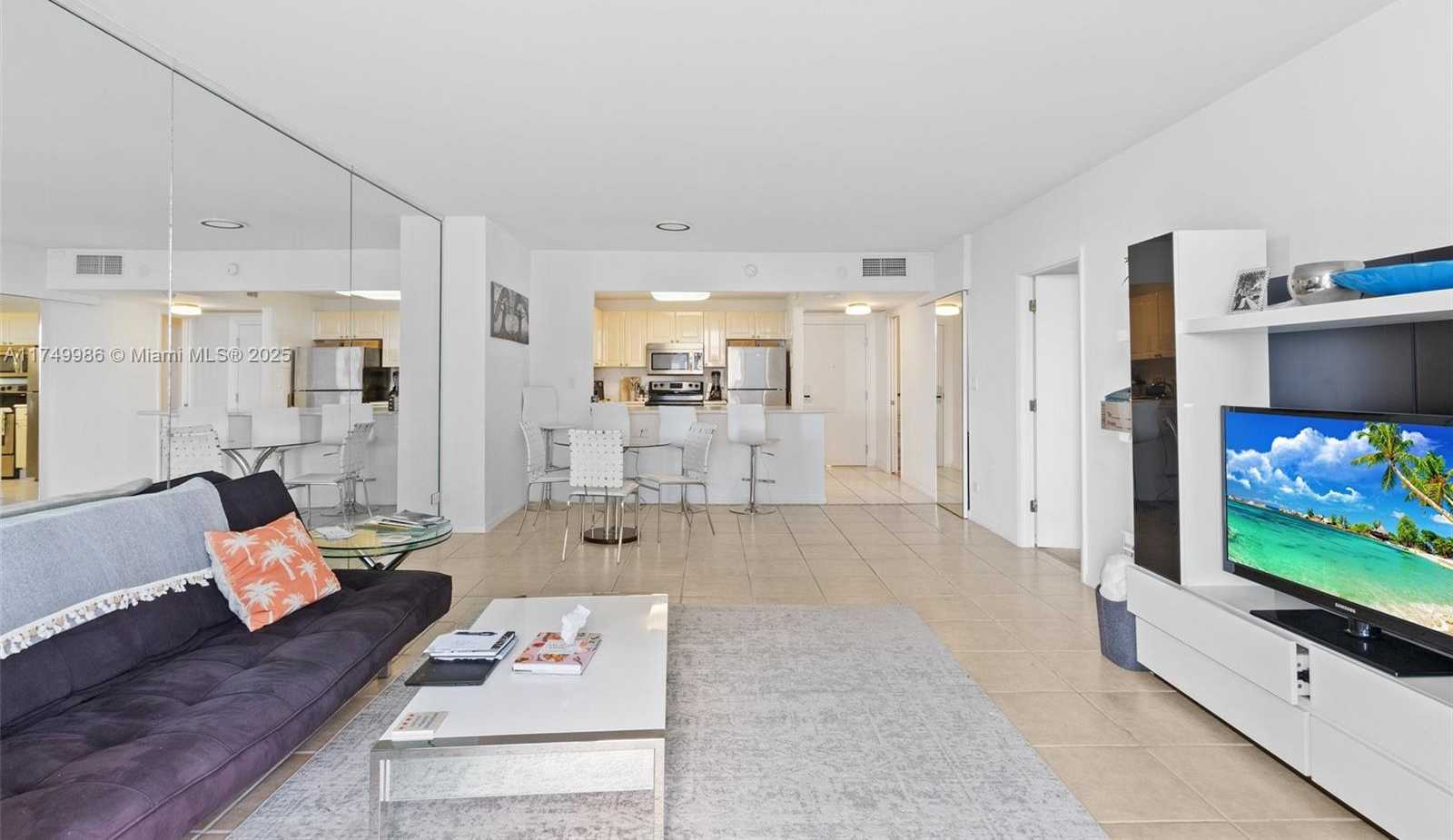 Small Image of 2301 COLLINS AVE #504, Miami Beach Number 7
