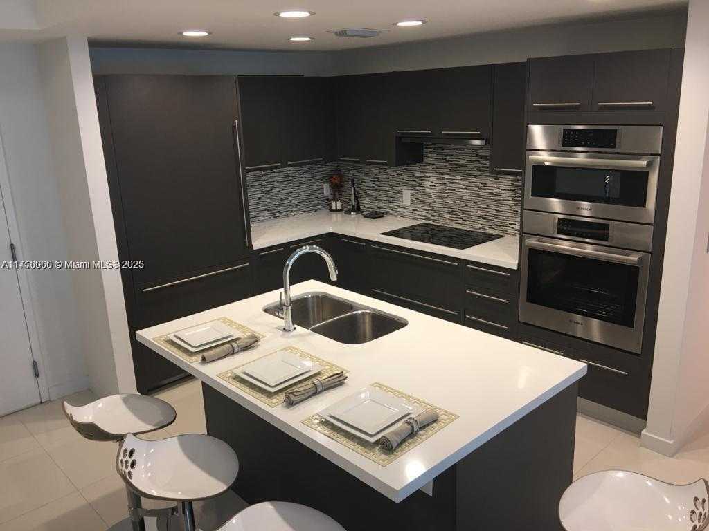 Small Image of 7751 107TH AVE #707, Doral Number 8