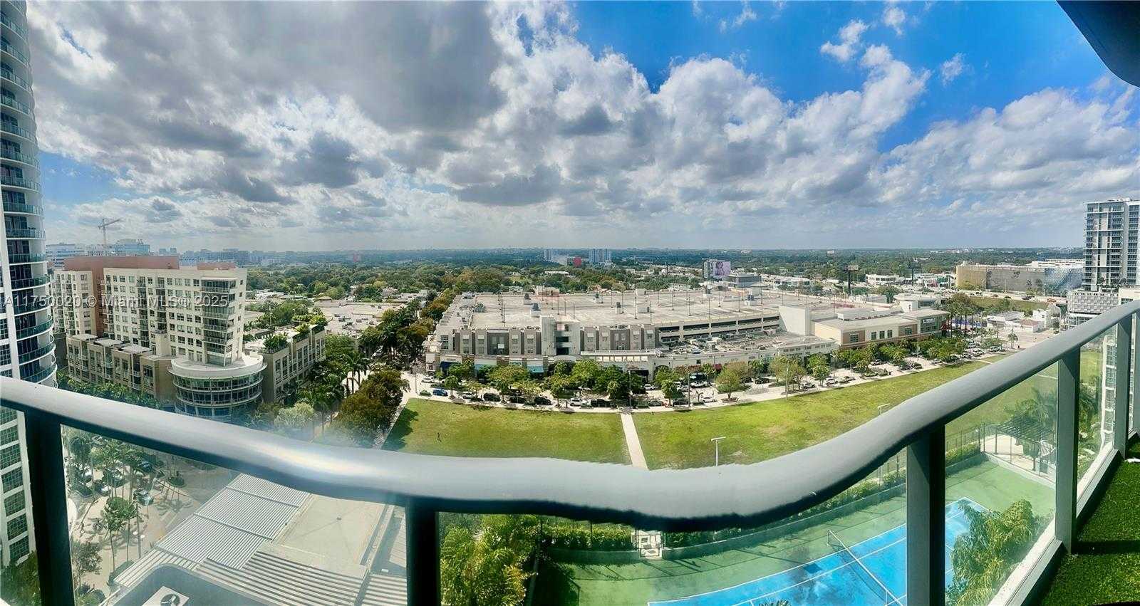Small Image of 121 NORTH EAST 34TH ST #1416, Miami Number 4