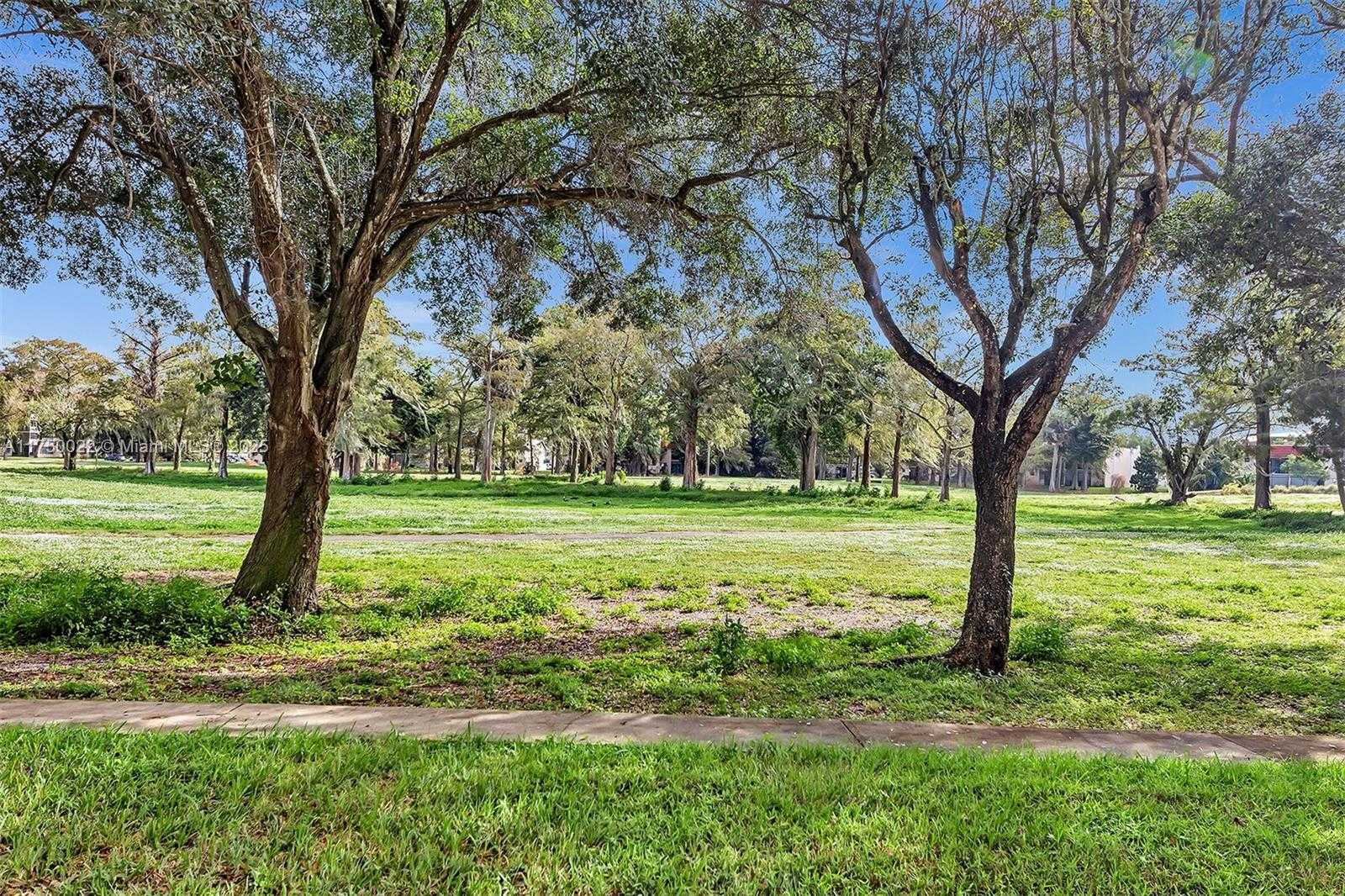 Small Image of 5860 NORTH WEST 44TH ST #111, Lauderhill Number 4
