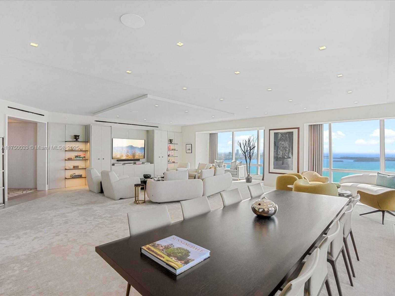 Small Image of 1425 BRICKELL AVE #42F, Miami Number 12