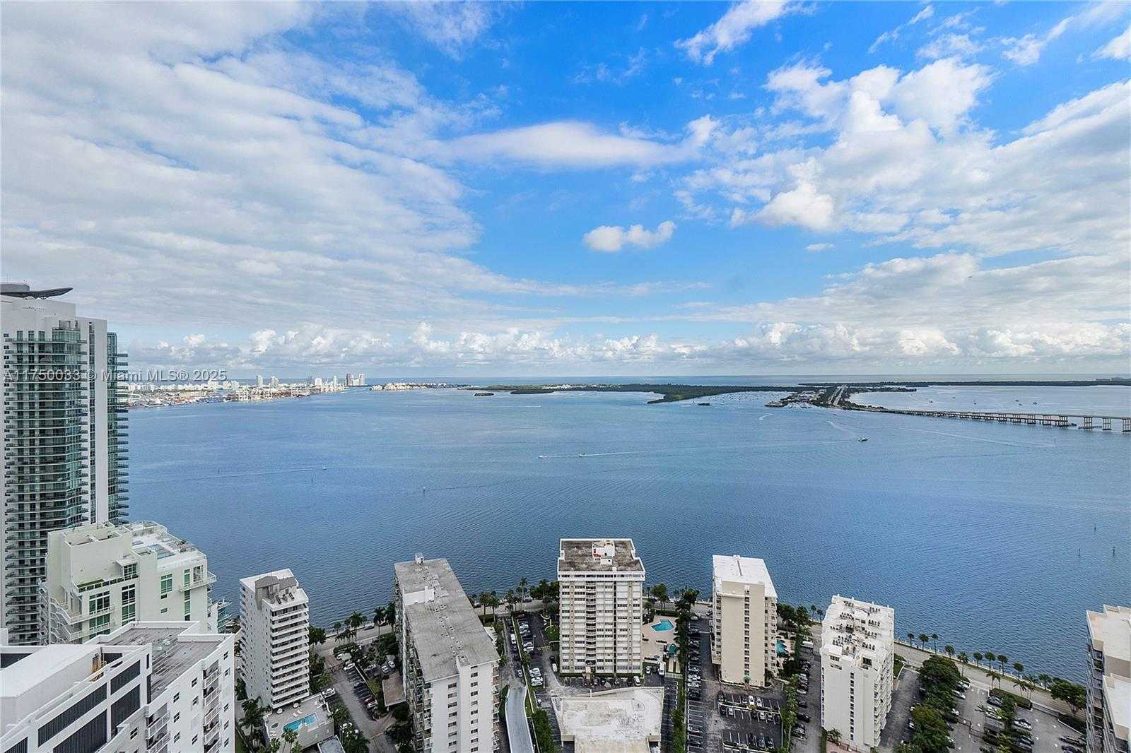 Small Image of 1425 BRICKELL AVE #42F, Miami Number 31