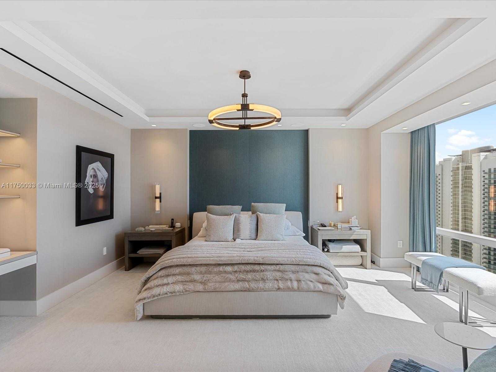 Small Image of 1425 BRICKELL AVE #42F, Miami Number 35