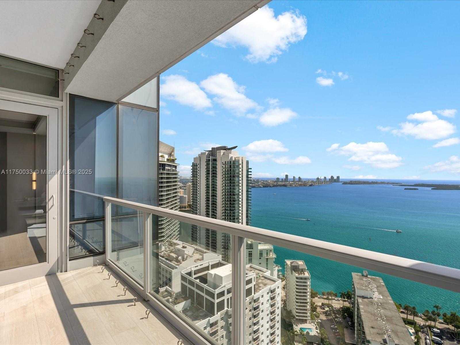 Small Image of 1425 BRICKELL AVE #42F, Miami Number 42
