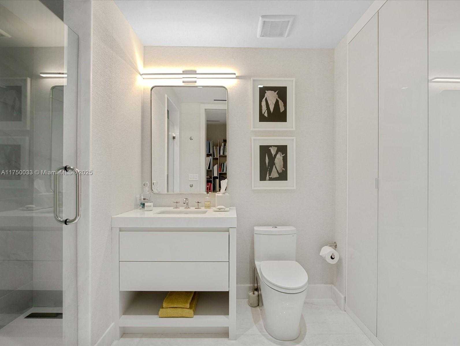 Small Image of 1425 BRICKELL AVE #42F, Miami Number 47