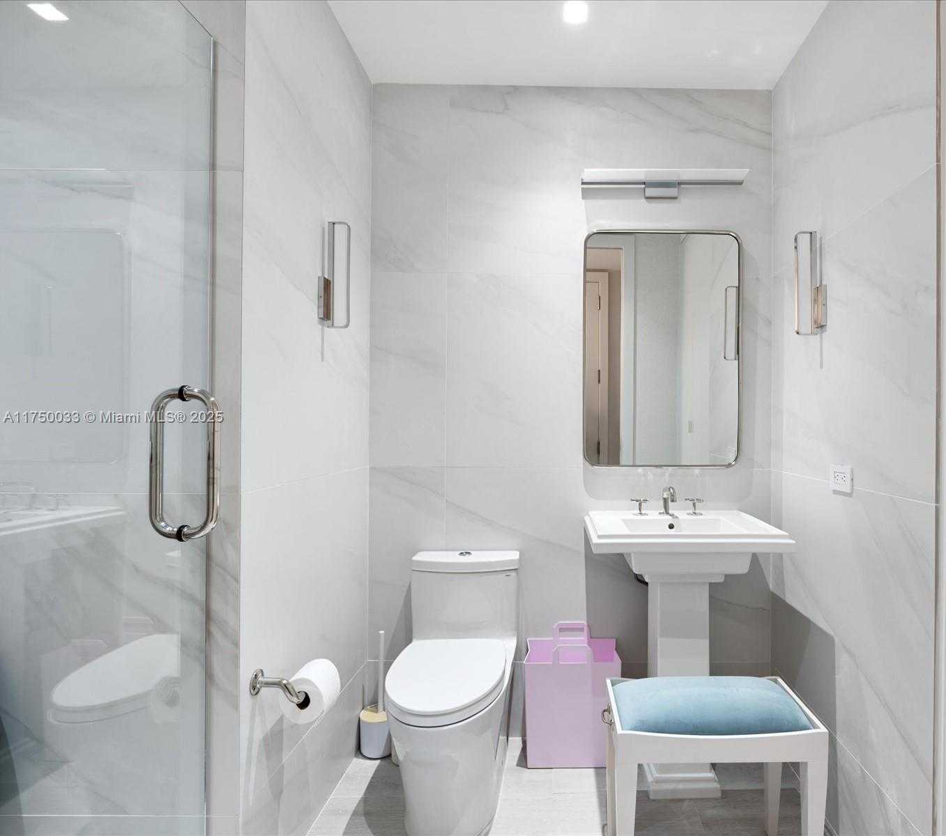 Small Image of 1425 BRICKELL AVE #42F, Miami Number 56