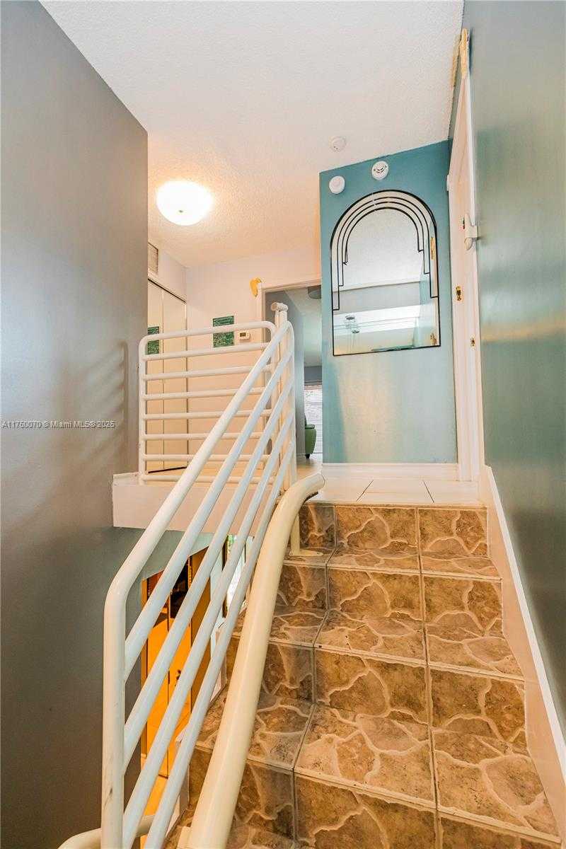 Small Image of 565 NORTH WEST 98TH AVE #565, Plantation Number 12