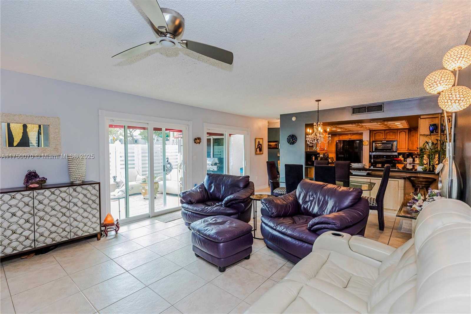 Small Image of 565 NORTH WEST 98TH AVE #565, Plantation Number 2