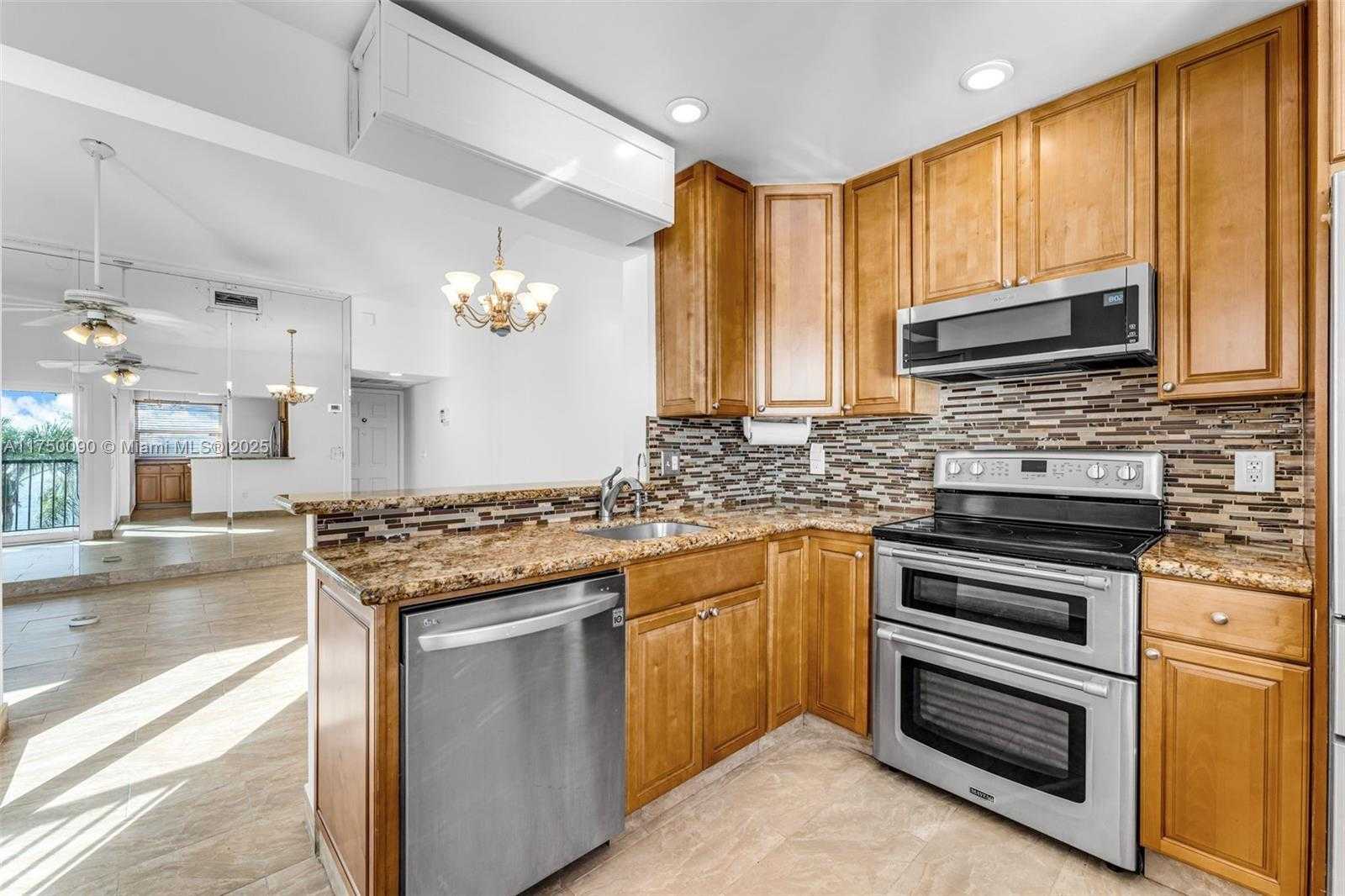 Small Image of 1303 SOUTH LIBERTY AVE #1303I, Homestead Number 3