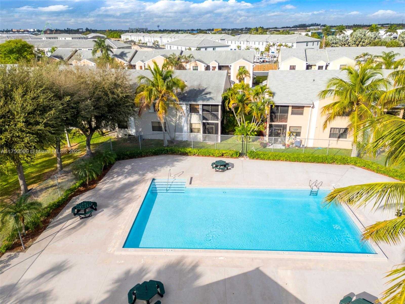 Small Image of 1303 SOUTH LIBERTY AVE #1303I, Homestead Number 36