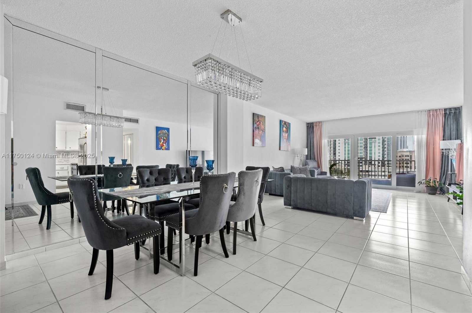 Small Image of 300 BAYVIEW DR #807, Sunny Isles Beach Number 9