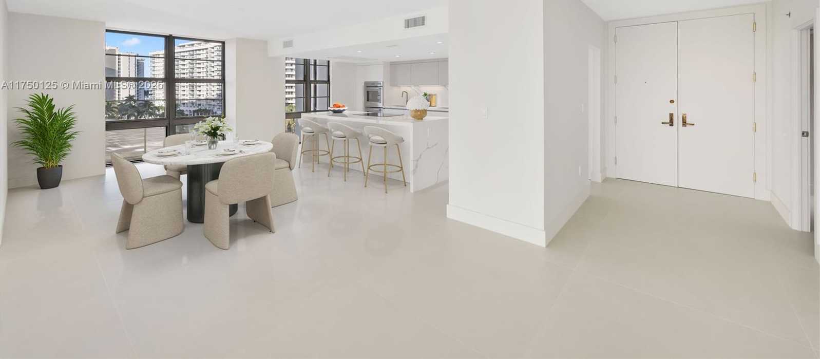 Small Image of 5500 COLLINS AVE #802, Miami Beach Number 14