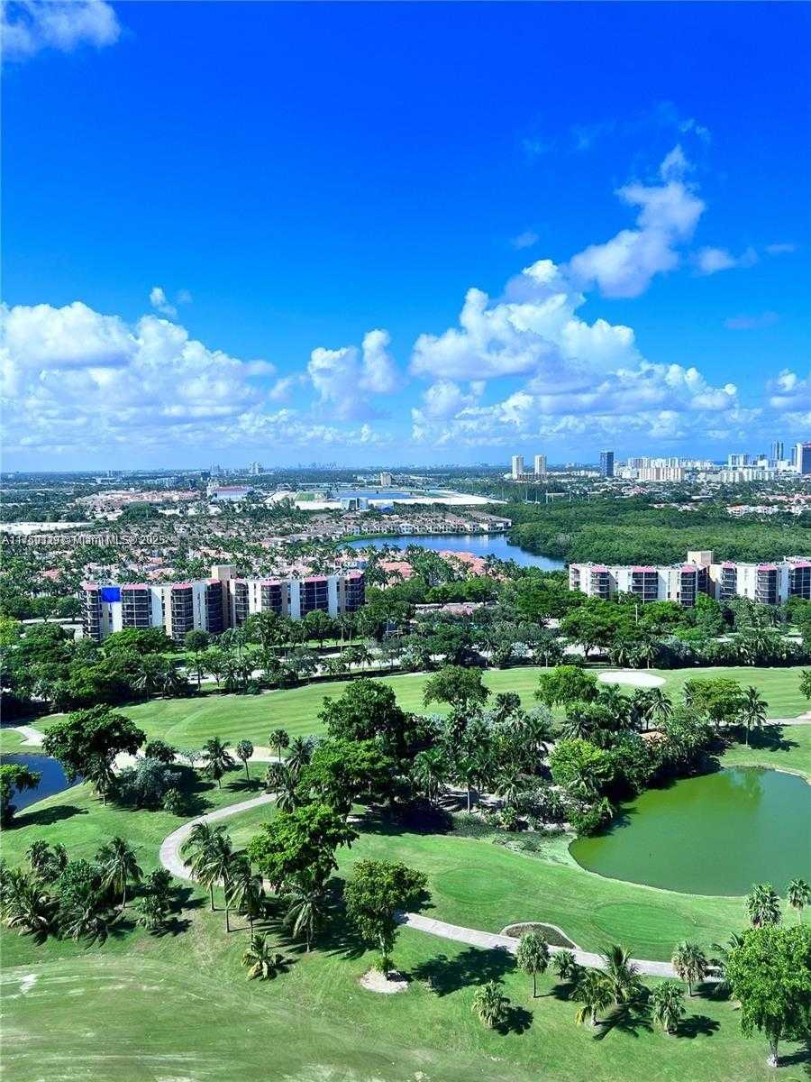Small Image of 20379 WEST W COUNTRY CLUB DR #2539, Aventura Number 21