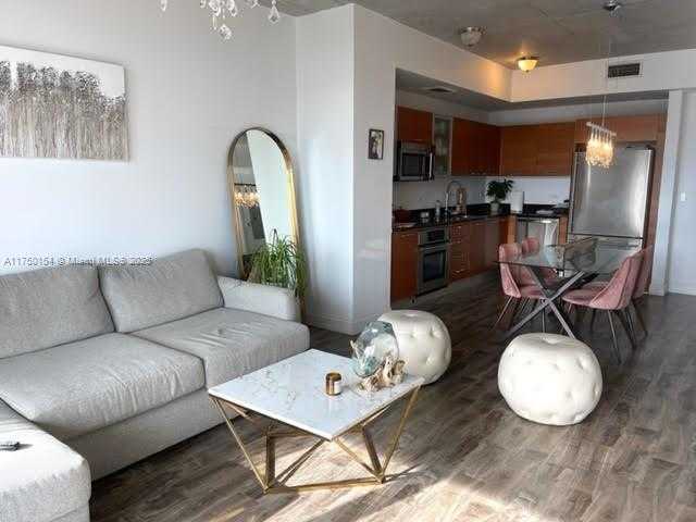 Small Image of 3470 EAST COAST AVE #H0505, Miami Number 2