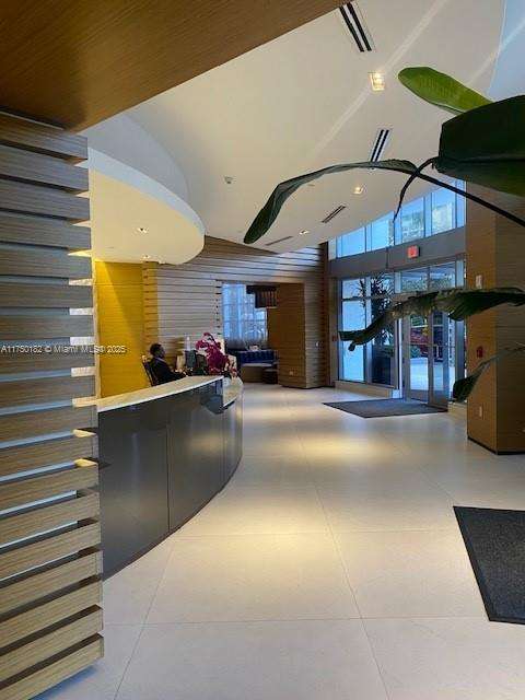 Small Image of 3301 NE 1st Ave, Miami, FL 33137, USA Number 18