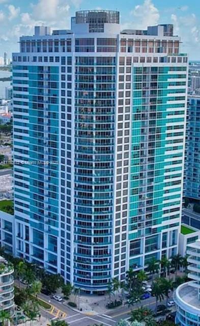Small Image of 3301 NE 1st Ave, Miami, FL 33137, USA Number 2