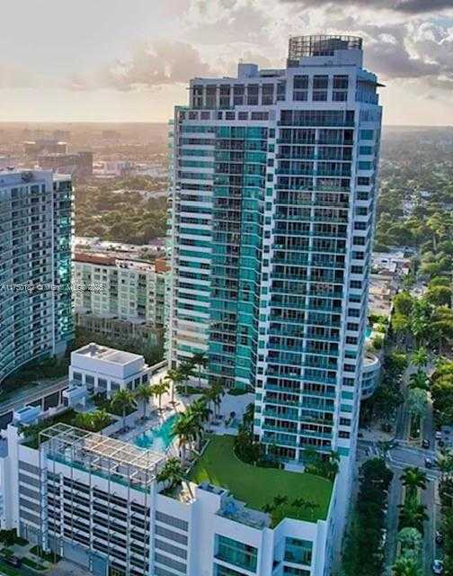 Small Image of 3301 NE 1st Ave, Miami, FL 33137, USA Number 3