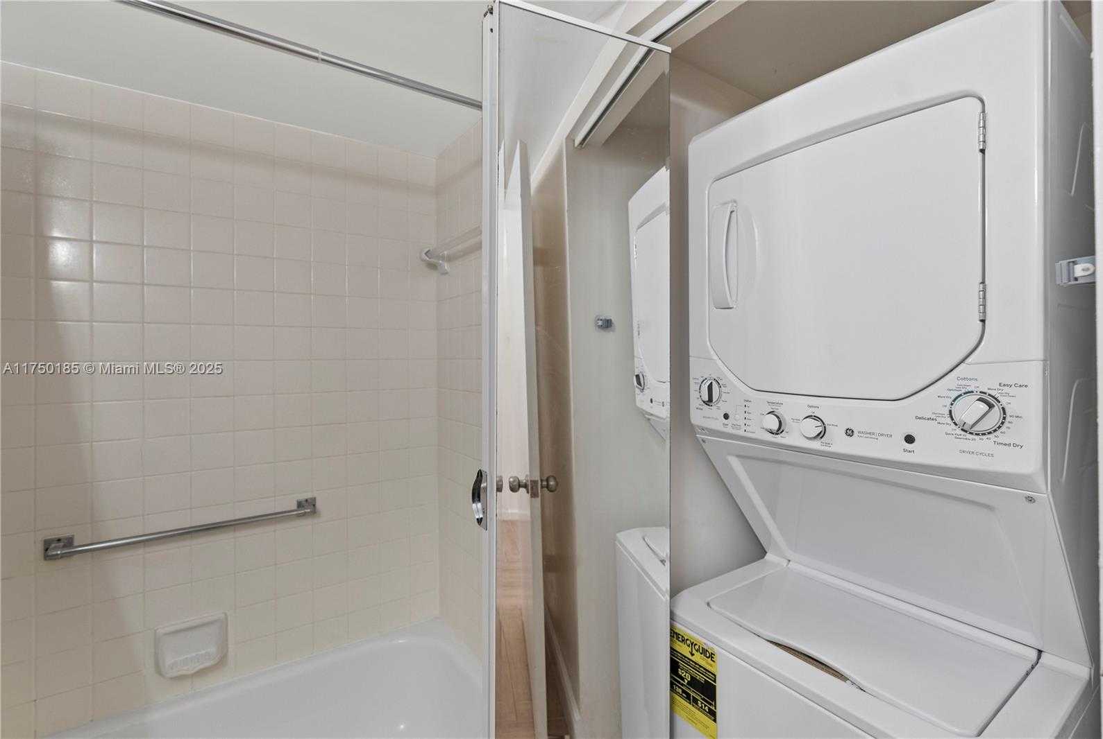 Small Image of 1400 SOUTH WEST 124TH TER #106Q, Pembroke Pines Number 7
