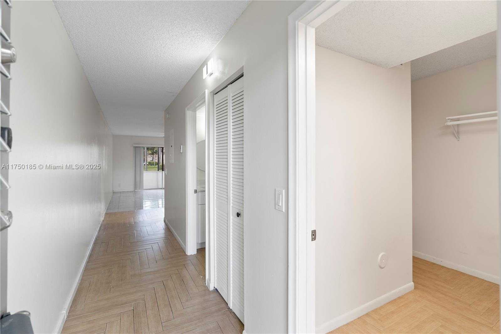 Small Image of 1400 SOUTH WEST 124TH TER #106Q, Pembroke Pines Number 9