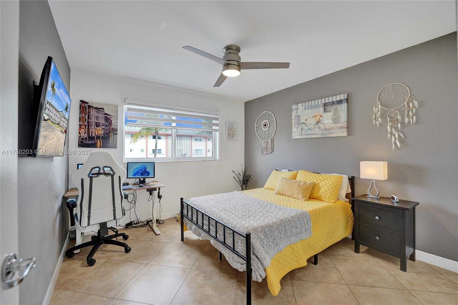 Small Image of 5300 WASHINGTON ST #I203, Hollywood Number 40